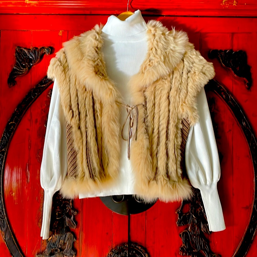 Fur vest